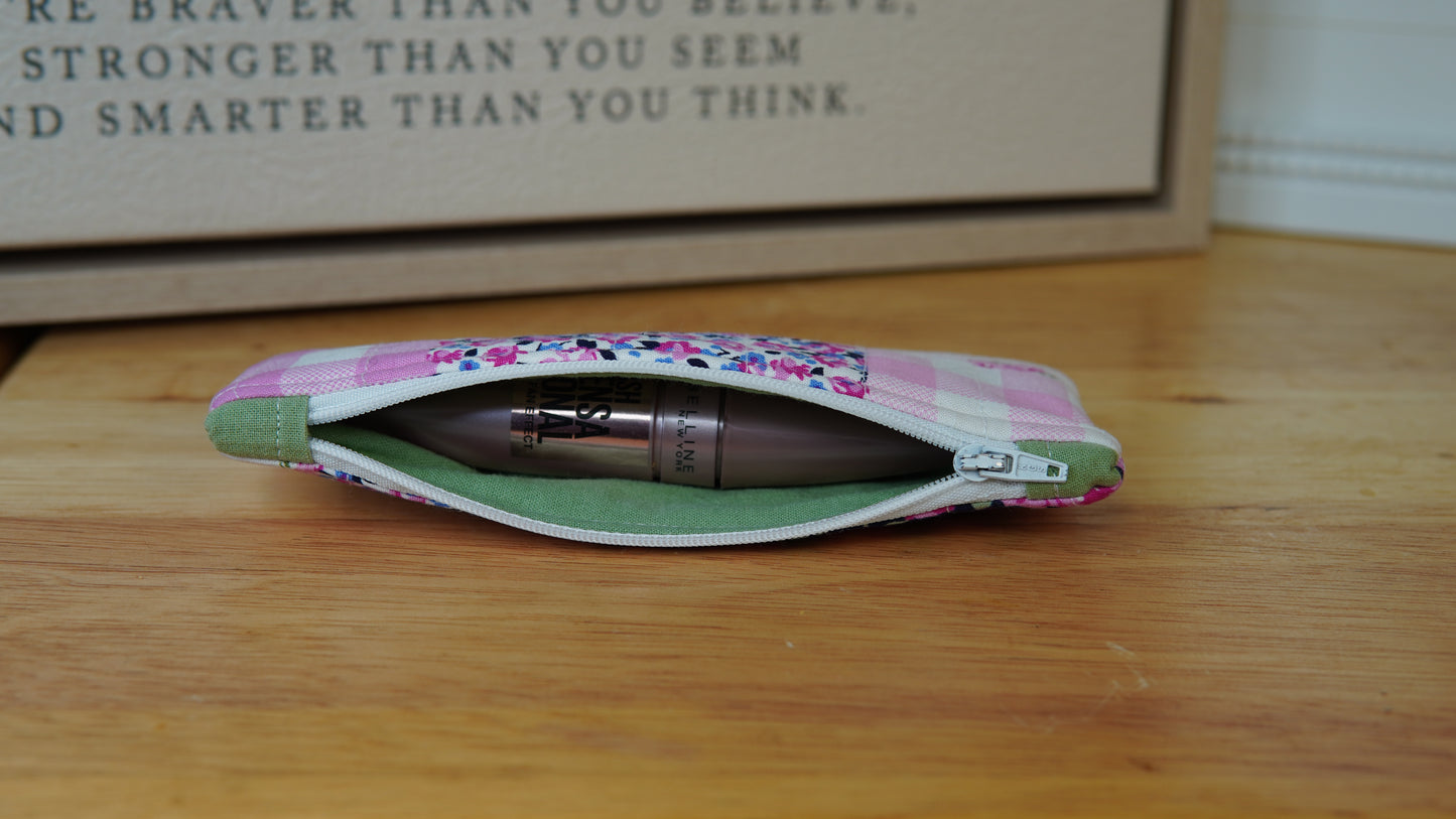 Rosy Picnic Zipper Pouch
