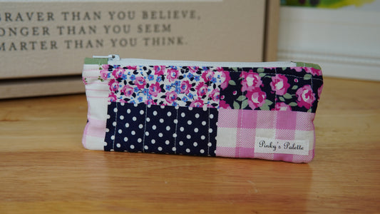 Rosy Picnic Zipper Pouch