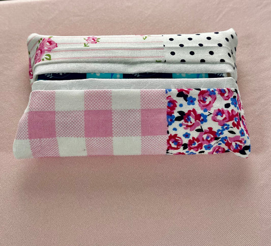 Rosy Picnic Tissue Holder