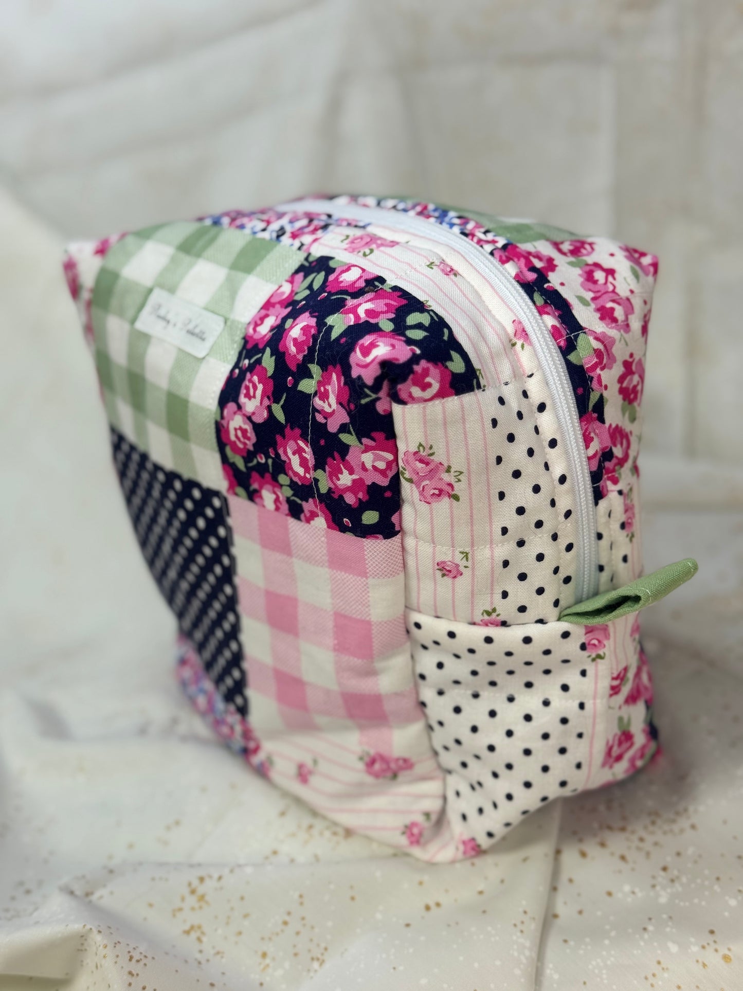 Rosy Picnic Essentials Bag