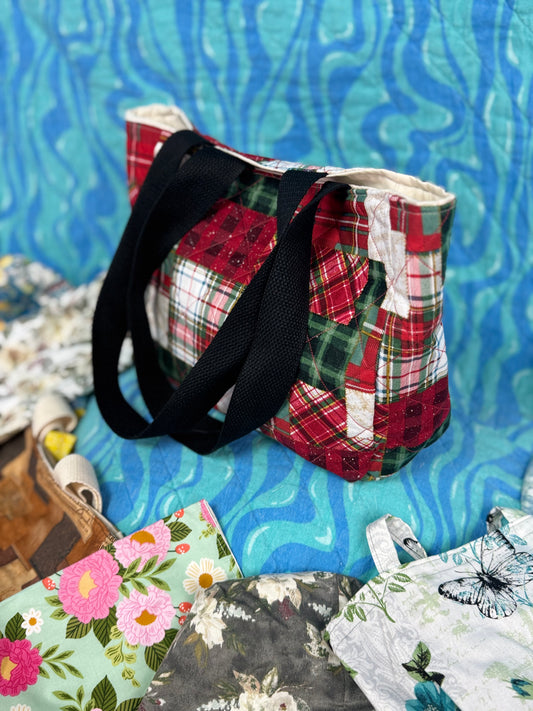 The Holiday Everyday Tote - Small